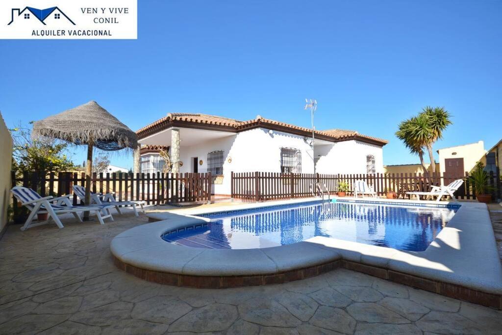 Chalet Con Piscina Privada En Conil Conil De La Frontera Exterior photo
